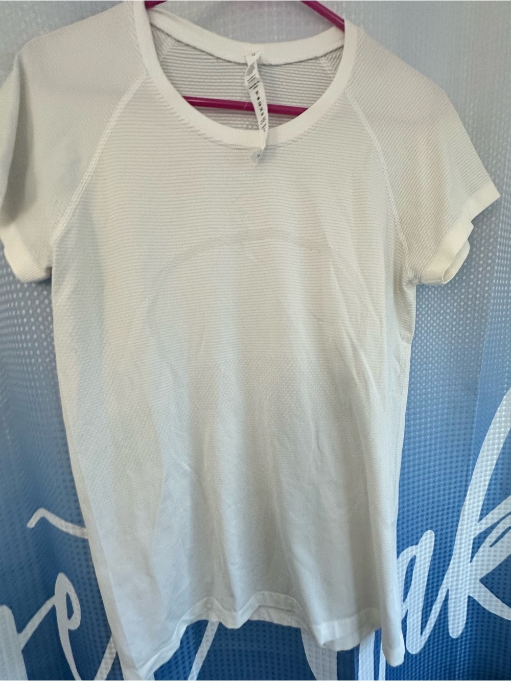 Lululemon Swiftly Shirt Sleeve White 12- GUC- light spot on back- see pic